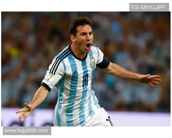 现役足球明星的风采与成就解析,探索他们在绿茵场上的传奇故事与影响力 现役足球明星的风采与成就解析,探索他们在绿茵场上的传奇故事与影响力