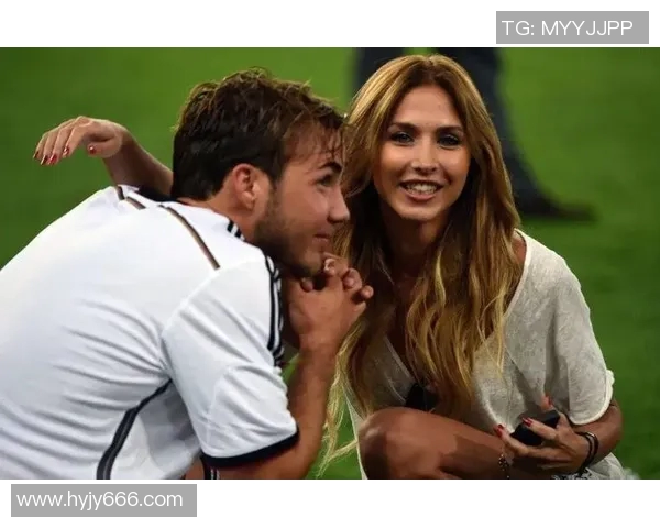 广州足球明星妻子美丽瞬间集锦与背后的故事分享 广州足球明星妻子美丽瞬间集锦与背后的故事分享