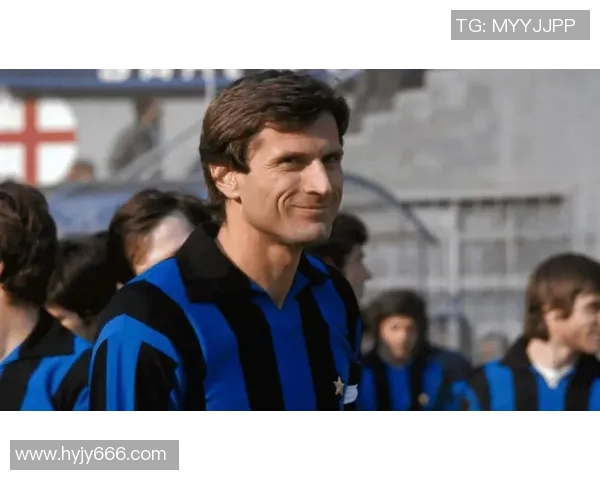 意大利足球明星雷神的辉煌历程与成就全解析